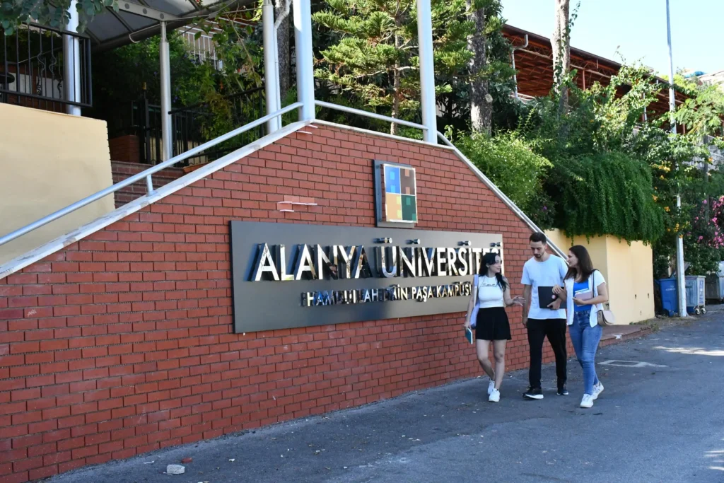 alanya university front